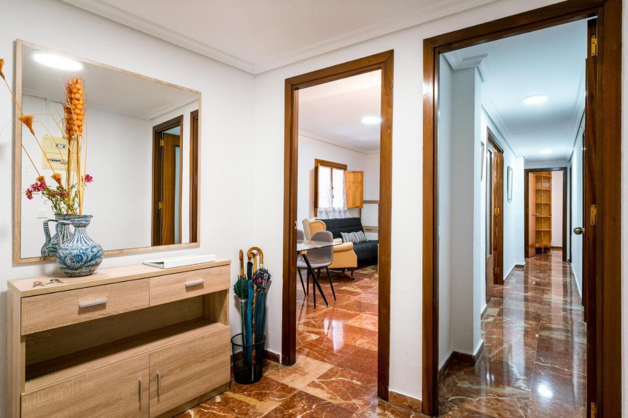 Holi-Rent Estrella Leilighet Sevilla Eksteriør bilde
