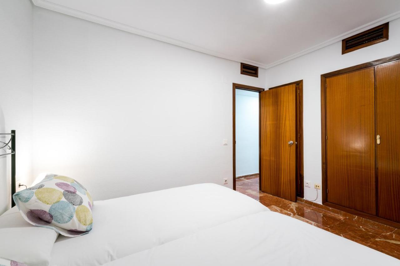 Holi-Rent Estrella Leilighet Sevilla Eksteriør bilde