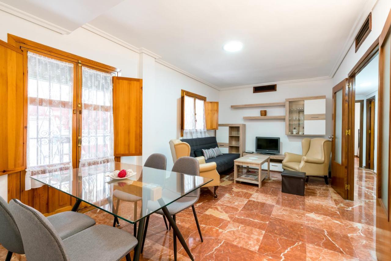 Holi-Rent Estrella Leilighet Sevilla Eksteriør bilde