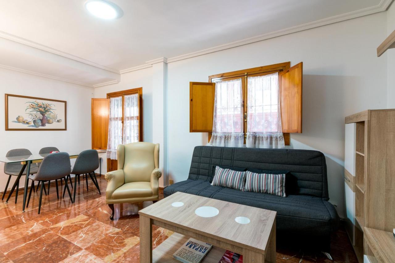 Holi-Rent Estrella Leilighet Sevilla Eksteriør bilde